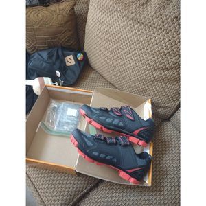 Zol cycling, brand new in box